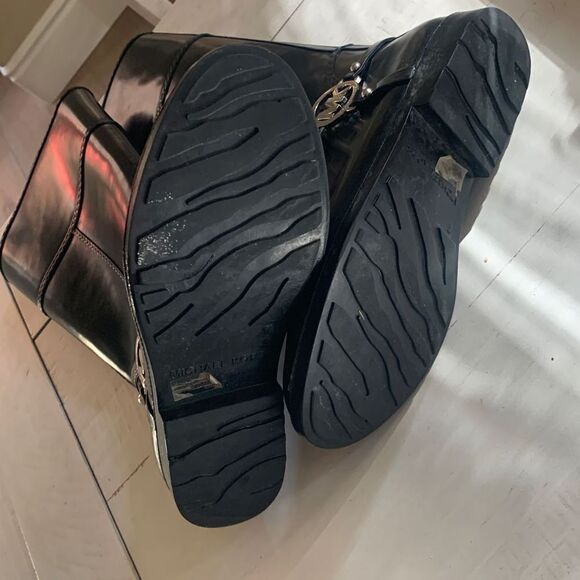 MICHAEL KORS Fulton Harness Rubber Black Boots - Picture 6 of 7